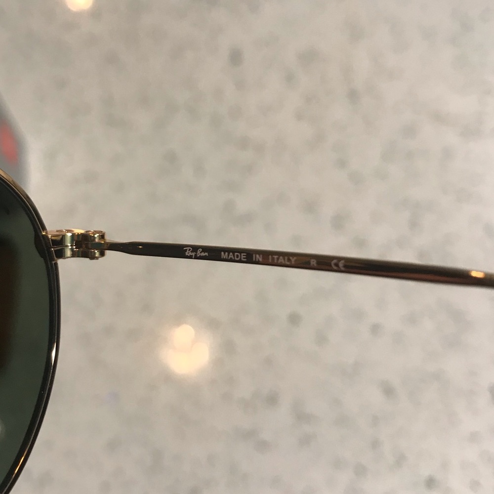 Round Ray-Bans - Picture 4 of 4